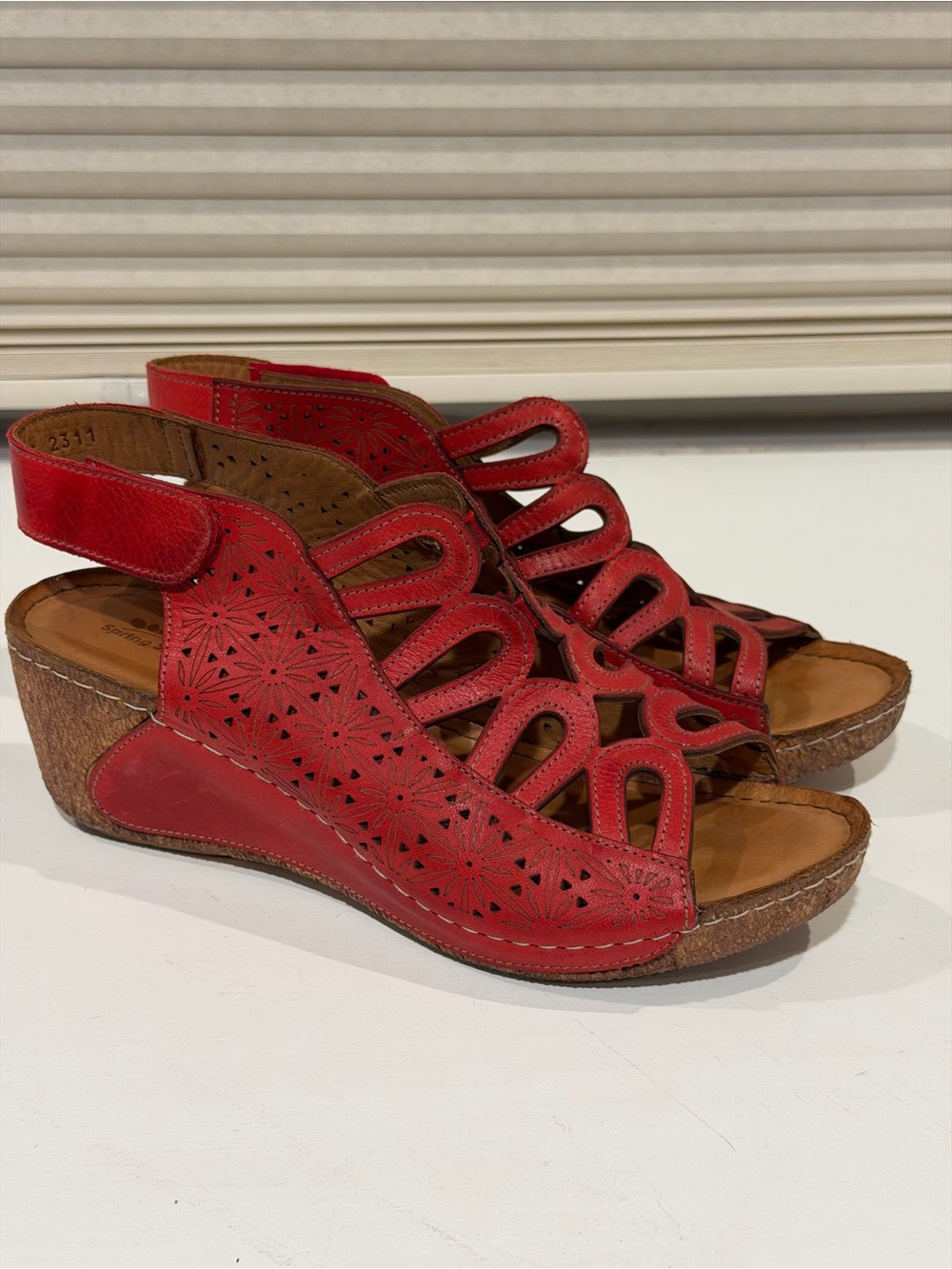Spring Step Red Laser-Cut Wedge Sandals Women’s Size 10.5 (41)